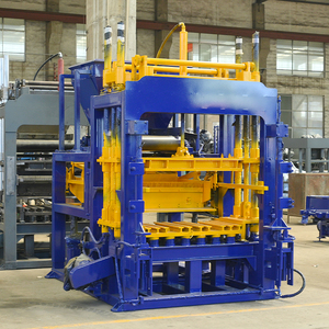 Máquina de fabricación de bloques de hormigón completamente automática Popular, máquina de bloques huecos de construcción de ladrillos entrelazados, precio de la máquina de bloques - Product Image 5