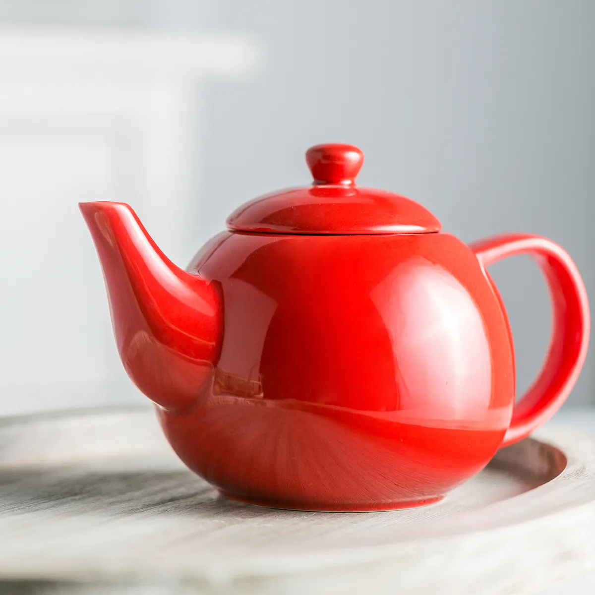 Northern european style red high-end chinese tea set modern simple wholesale porcelain teapot