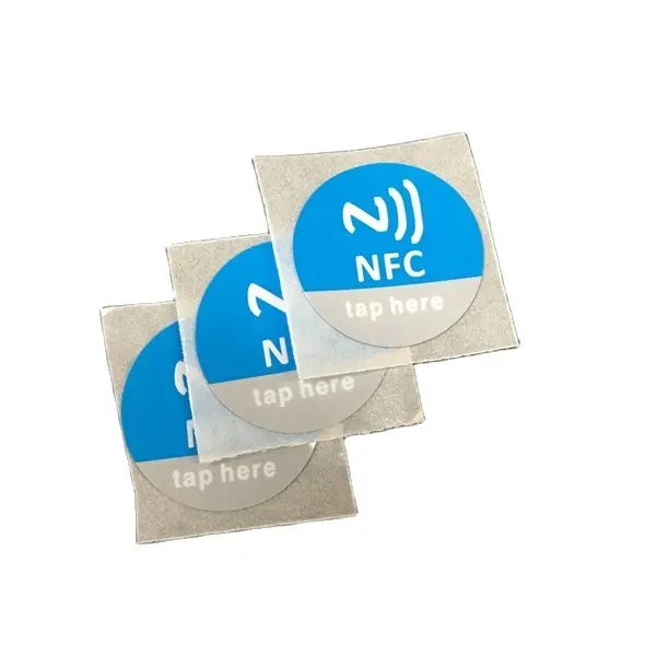Cep telefonu için ücretsiz örnek NFC etiket NTAG213 215 216 URL kodlama 13.56MHz RFID etiketi raf etiketleri