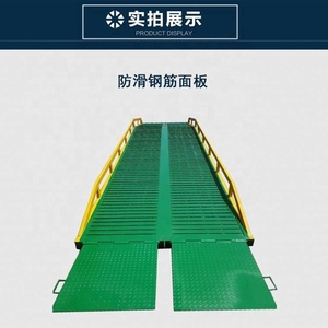 <span class=keywords><strong>8</strong></span> ton Ucuz Hidrolik Sabit Dock Leveler Konteyner Yükleme Rampası Forklift Leveler
