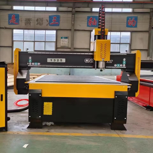 Máquina enrutadora CNC para carpintería 1325, sistema de Control Syntec/Richauto con bomba de engranajes de Motor y PLC para muebles y corte de madera - Product Image 1