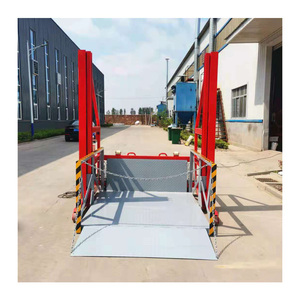 <strong>Loading</strong> and <strong>Unloading</strong> Lifting <strong>Platform</strong> <strong>Loading</strong> Capacity 2 Tons for <strong>Container</strong> Mobile <strong>Unloading</strong> <strong>Platform</strong> - Product Image 4