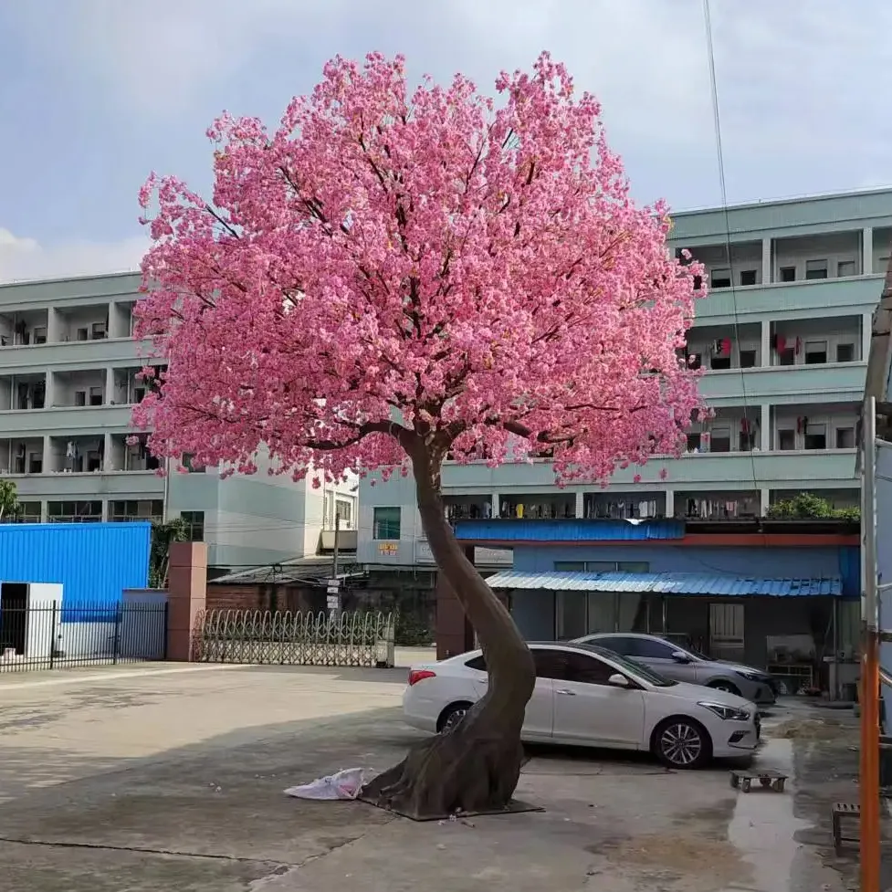 屋内および屋外の装飾のためのカスタムサイズの巨大な人工桜の木のグラスファイバー偽の曲げトランク植物
