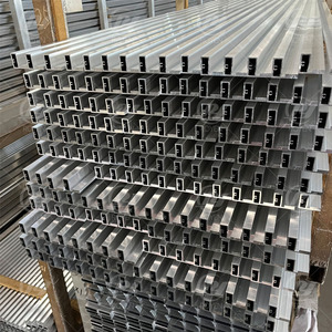 خزانة مطبخ إيطالية من 20 سلسلة, إطار من الألومنيوم ، مستلزمات غرف النوم ، جاهزة في المخزن ، إطار باب أسود غير لامع - Product Image 4