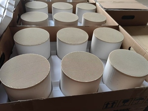 ตัวกรองอนุภาคดีเซล Dpf ตัวเร่งปฏิกิริยาสูงซื้อหลังการขาย - Product Image 4