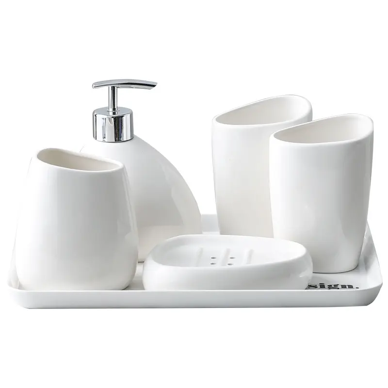 Simples branco porcelana conjunto de cinco peças hotel higiene pessoal garrafa banheiro kit de higiene pessoal