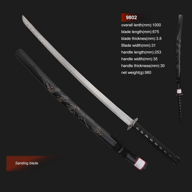 Noir-9802-grand