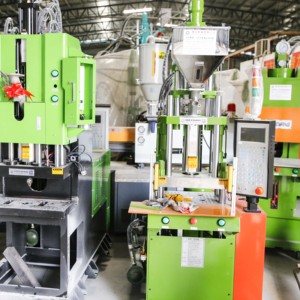 55 tonnen Fully Automatic Plastic Injection Molding Machine skalierbare computer programme