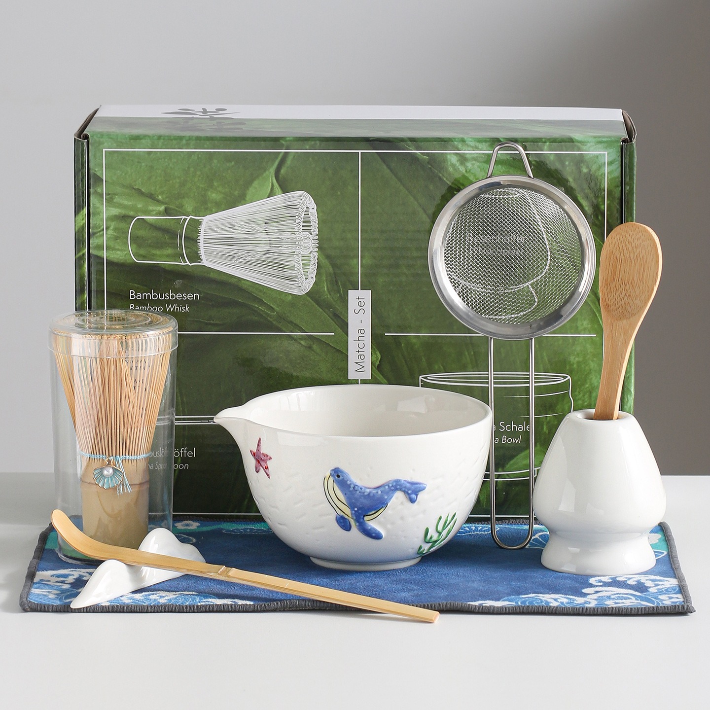 Whale matcha 8 piece set- green box