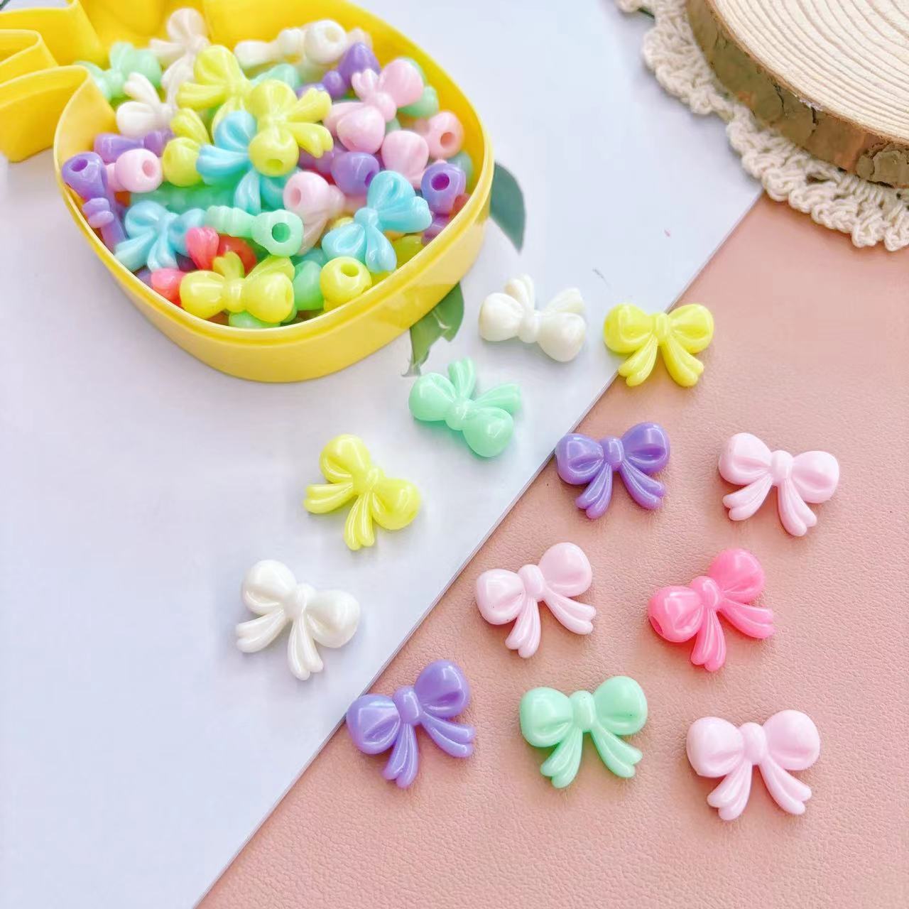 7 nœuds papillon en boîte - 50 pièces