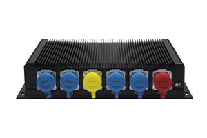 Ordenador integrado resistente con tasa IP66 con aleación de Al industrial, ahorra espacio con múltiples funciones - Product Image 3