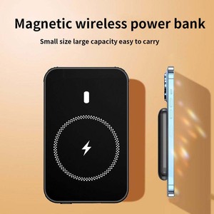 מטען אלחוטי מגנטי נייד 5000Mah חבילת בנק חשמל מגנטי mah מובנה <span class=keywords><strong>2</strong></span> כבלים פלט עבור iPhone 16
