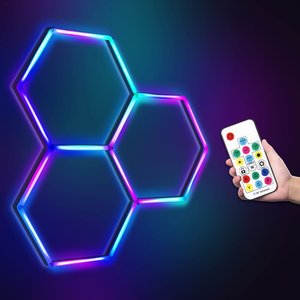 Energieeinsparung RGB sechseckige dekorative moderne Decken-LED-Lichter für Zuhause mit 380+ Modellen in Farbe und Geschwindigkeit