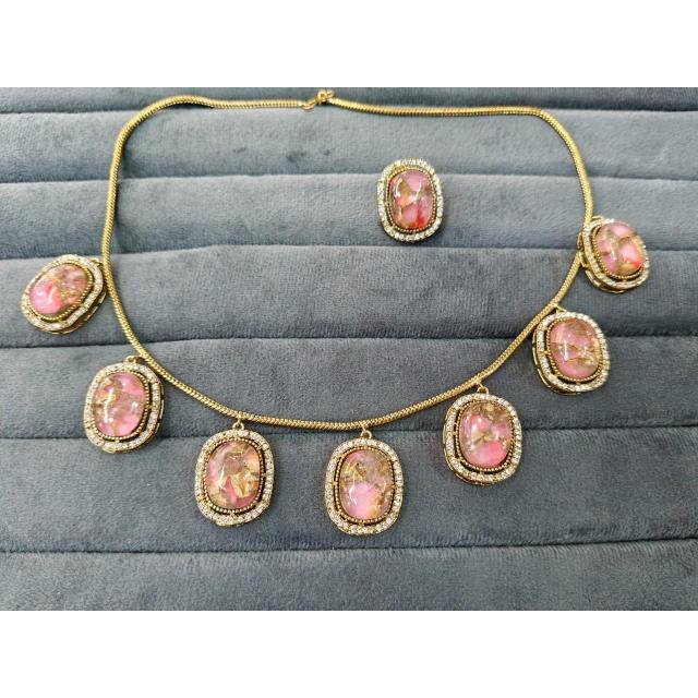 กำหนดเอง