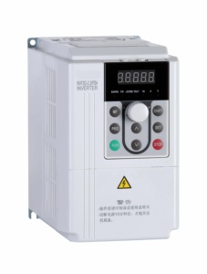 1,5 NVF2G */TS4 3P 380-415VAC 1.5kW-37kW Control de motor de accionamiento de frecuencia variable Modelos trifásicos/15/37kW - Product Image 2