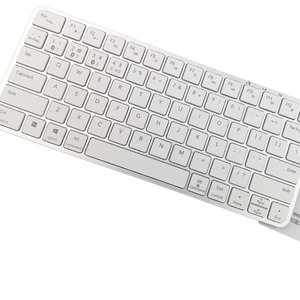 Tastiera senza fili per Mac con doppia interfaccia comodo angolo di digitazione e connessione stabile per Mac Book Mac Mini PC-bianco - Product Image 2