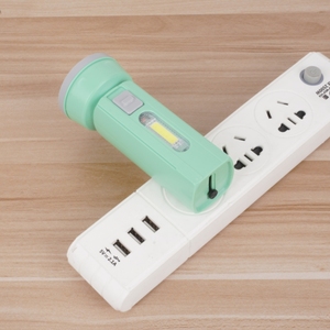 หลอดไฟ ABS แบบชาร์จไฟได้สำหรับใช้ไฟแฟลชกลางแจ้งหลอดไฟ LED ชาร์จไฟได้ทำจาก USB ระยะไกลทนทาน - Product Image 4