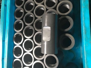 เครื่องมือซ่อมแซมบ่อน้ำมัน API 11B Class T 3/4 "ก้านดูดหลุมบางมีเพศสัมพันธ์
