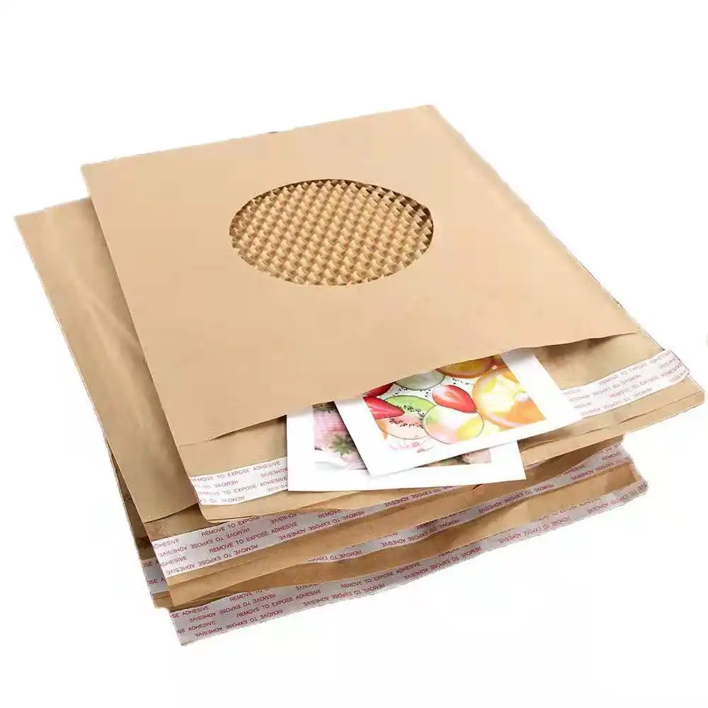 Sobres acolchados de papel Kraft personalizables en forma de panal, embalaje exprés reciclable para supermercado, promoción impresa