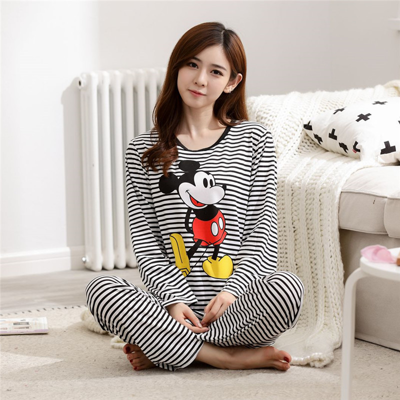 6209 - Mickey negro a rayas