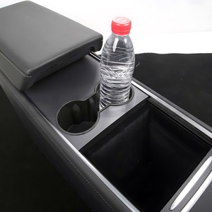 テスラモデル3用カーアクセサリーTpeウォーターカップホルダーアクセサリー - Product Image 3