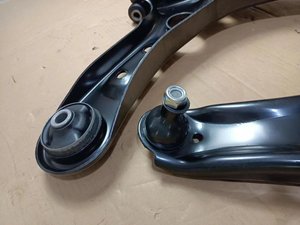 Factory Front Upper Control Arm <strong>54500</strong>-Q6000 54501-Q6000 - Product Image 4