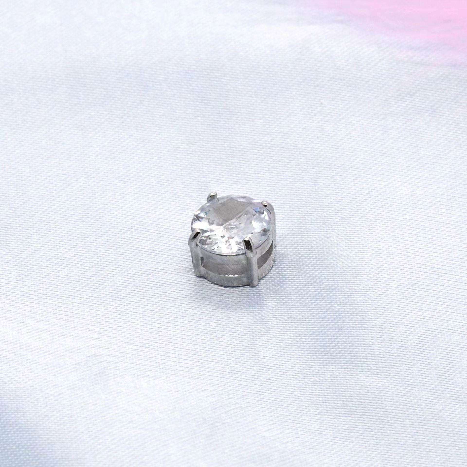 Silver Zircon Magnet (single)