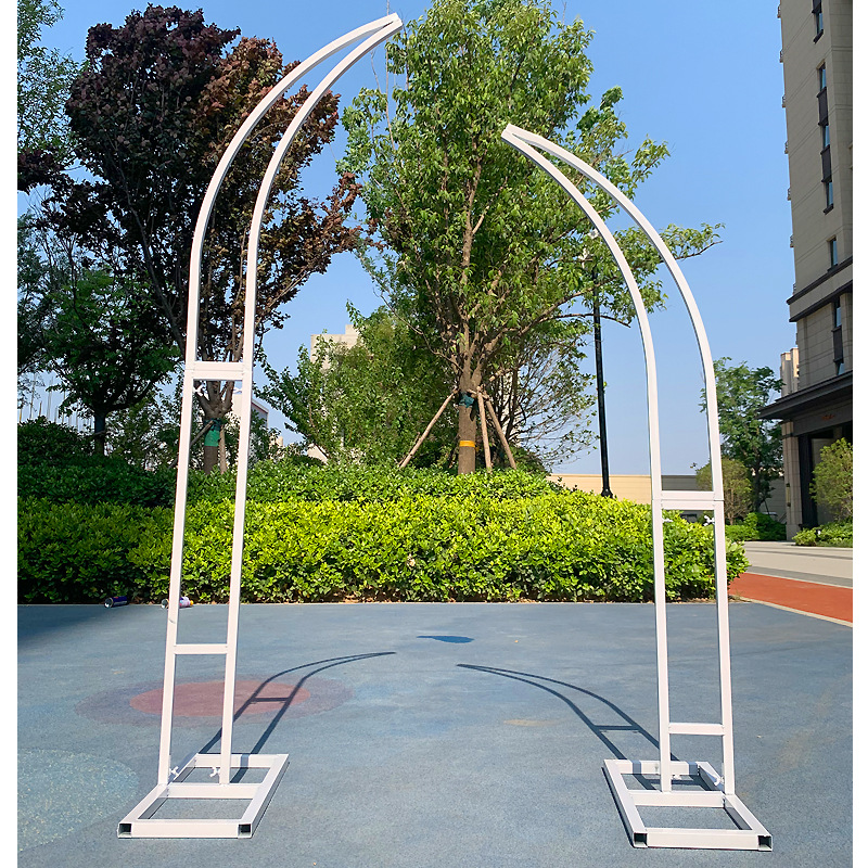Ensemble d'arches blanc