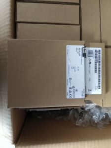 Siemen-S S7-300 PLC โมดูลควบคุมราคาดีเป็นพิเศษคอนโทรลเลอร์เฉพาะจุดแบบดั้งเดิมของใหม่ในสต็อก6ES73221BL000AA0 - Product Image 4
