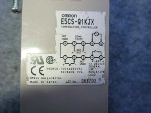 1PC New E5CS-Q1KJX PLC <strong>Temperature</strong> <strong>Controller</strong> Fast Shipping E5CS-Q1KJX One Year Warranty - Product Image 3