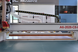 Am beliebtesten im Jahr 2024 Auto Loading Entladen Holz CNC Maschine Atc Router mit Säge und Bohrer Mit OEM eigenen Marke Kunden logo - Product Image 4