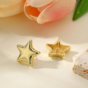 אופנה סיטונאי פשוט 18k מתכת גיאומטרי חלק כוכב earnail תכשיטים מותאם אישית כוכב פנטגונית עבור נשים