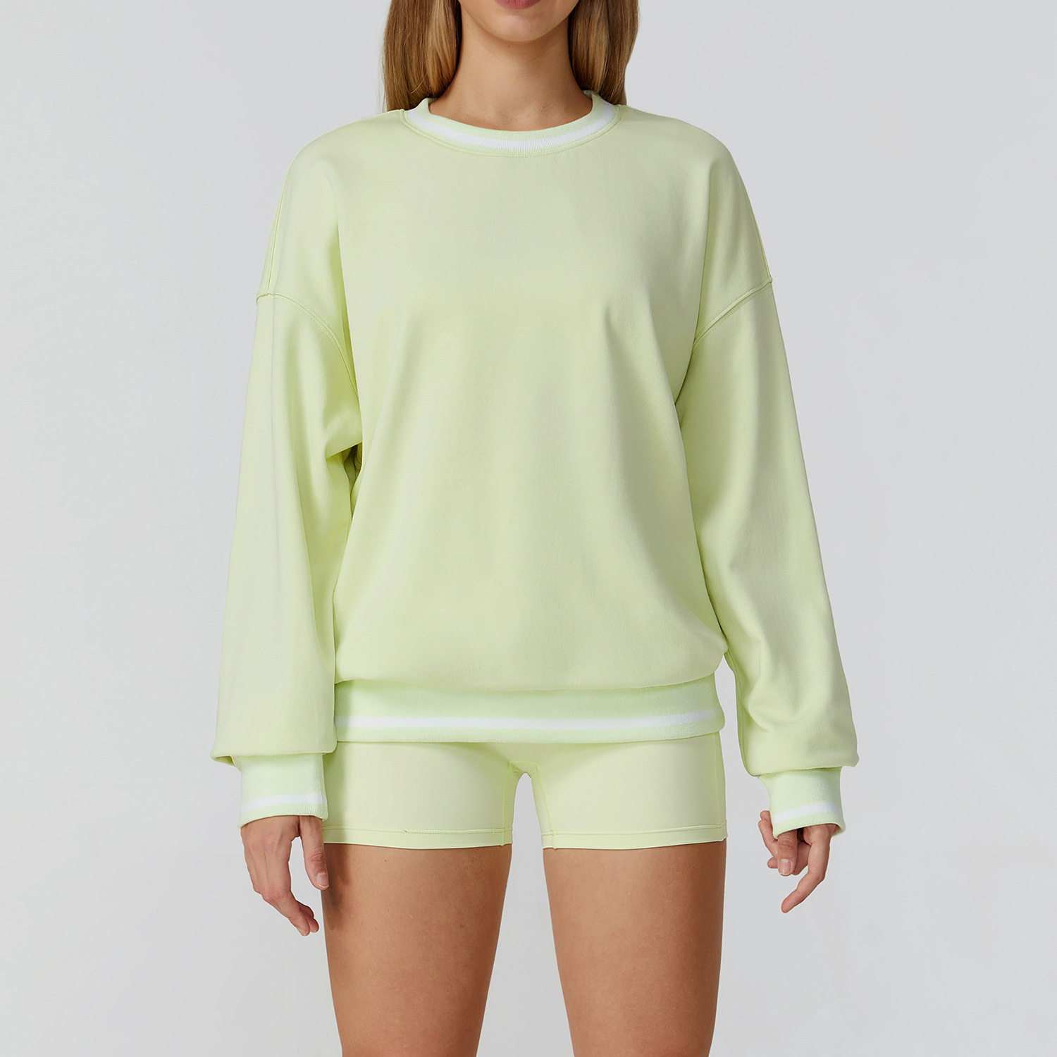 Light green Sweatshirt+shorts