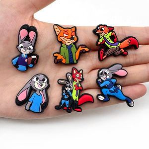 Hot bán PVC Giày Charms dễ thương phim hoạt hình zootopi phong cách Phụ Kiện Giày Judy và Nick giày trang trí cho người hâm mộ - Product Image 3