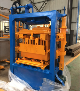 Máquina Automática De Fabricação De Tijolos Máquina De Formação De Blocos De Concreto Máquina De Prensa De Tijolos De Cimento