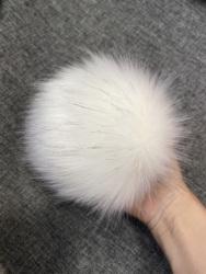 NO.1 blanco con punta negra