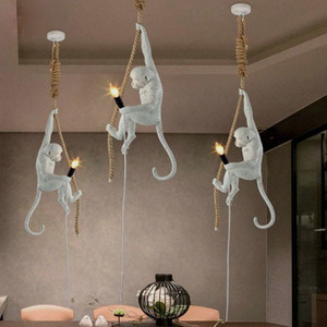 Modern Maymun lamba Halat LED kolye Işıkları Aydınlatma Sanat İskandinav Reçine <span class=keywords><strong>Seletti</strong></span> Asılı Lamba Maymun Lamba