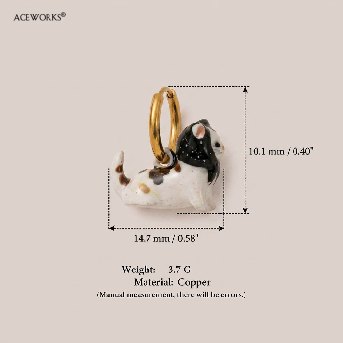Foulard noir avec breloque chat tacheté
