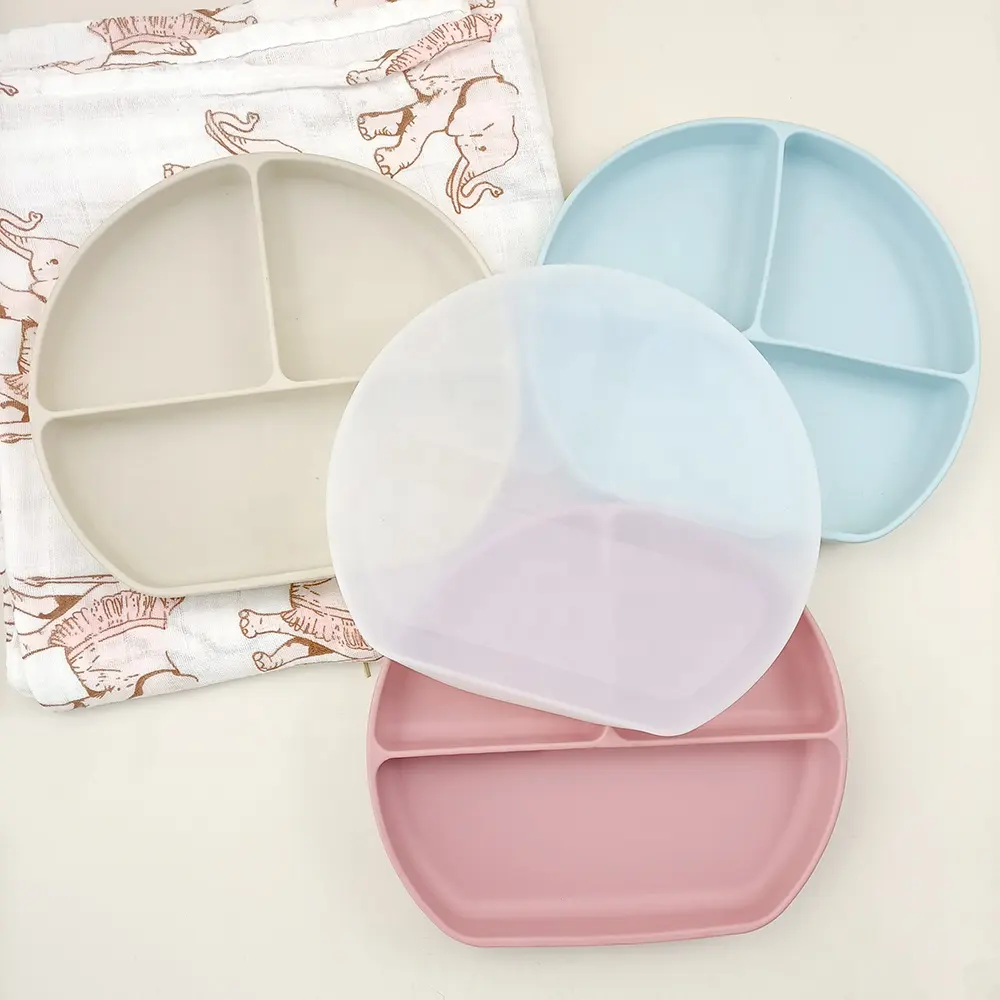 Customize Logo Baby Suction Bowl With Spoon And Fork And Bib Silicone Baby Feeding Set Compartment Silicone Divided Plates Baby