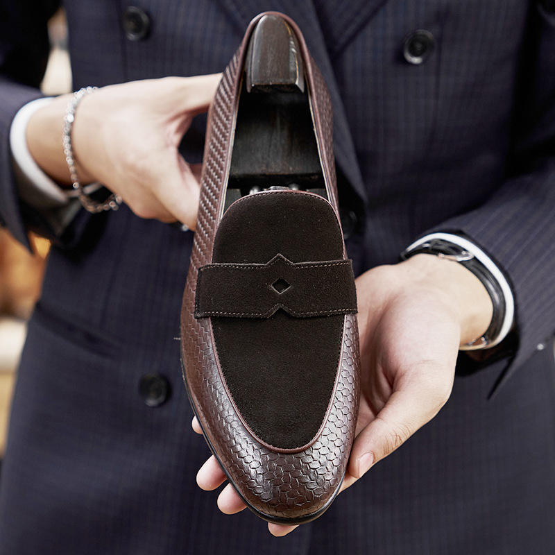 สีน้ำตาล