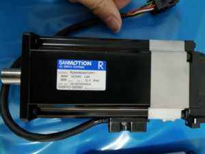 Brand New Original Spot Plc <strong>Programming</strong> Controller Servo Motor R2AA06040FCPF7 <strong>R</strong> Servo Motor R2AA06040FCPF7 - Product Image 2