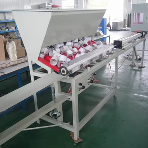 Caricatore e scaricatore di carta pneumatico semi automatico per abbigliamento e merce con imballaggio in legno e plastica - Product Image 1