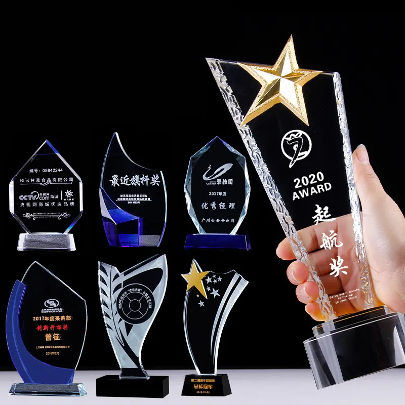 Professionele Ceremonie Trofee Custom Service Metalen Cup Trofee K9 Kristal Hout Trofee Voor Ceremony Gift