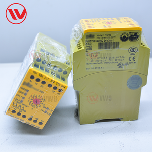 S4 751104 750104 750134 Importado Nuevo Relé PiIZz Relé DE SEGURIDAD PNOZz S4 C 24VDC PLC Controlador programable Relé de seguridad - Product Image 3