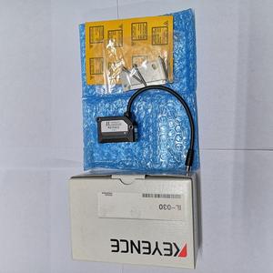 KEYENCE IL-030 CMOS Multi-Function <strong>Analog</strong> <strong>Laser</strong> <strong>Sensor</strong> <strong>Sensor</strong> heads New original - Product Image 3