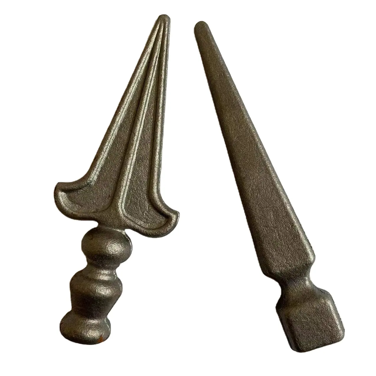 Diseño de puerta decoración lanzas de hierro forjado Flecha de hierro forjado adornos de metal para puertas