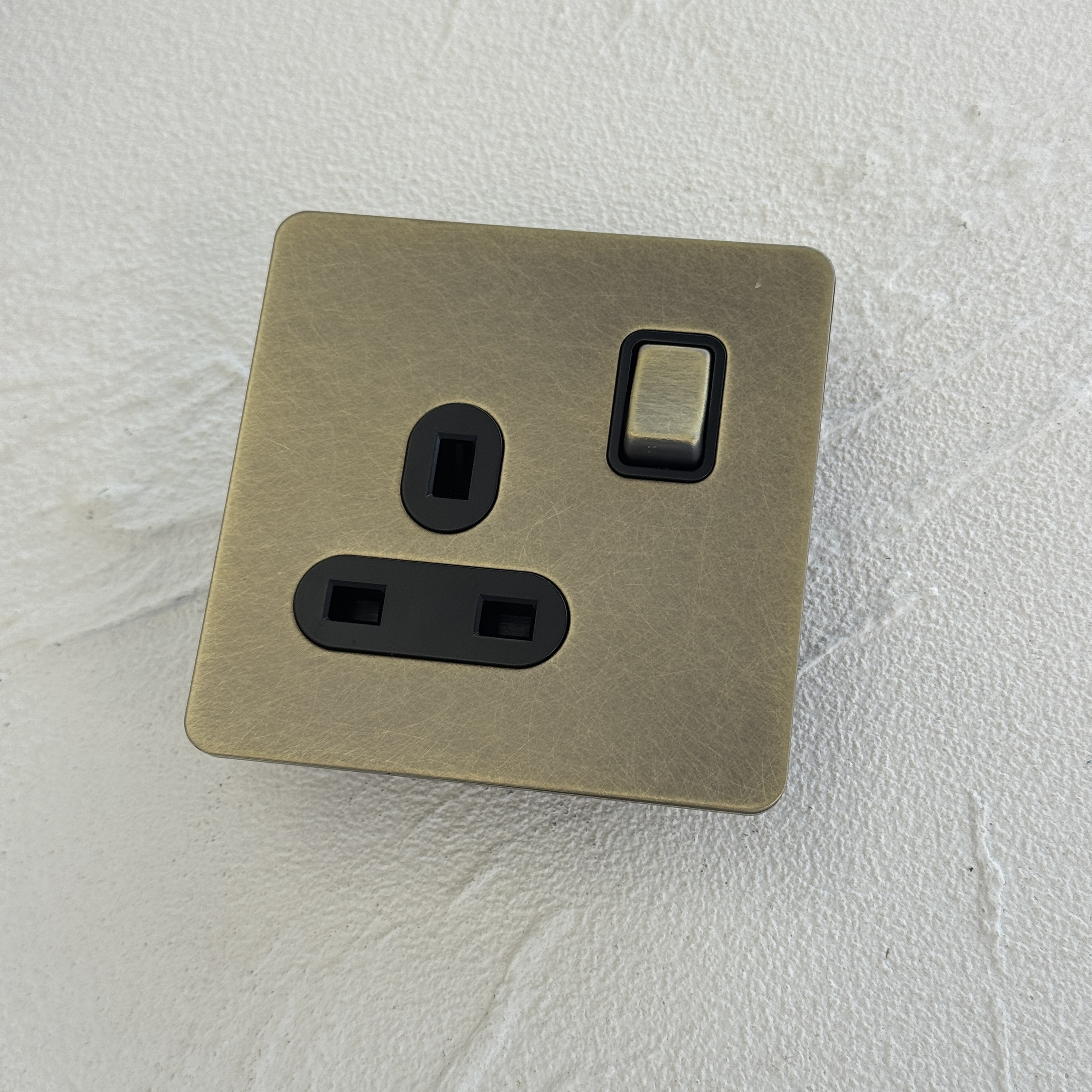 1 gang 13a socket