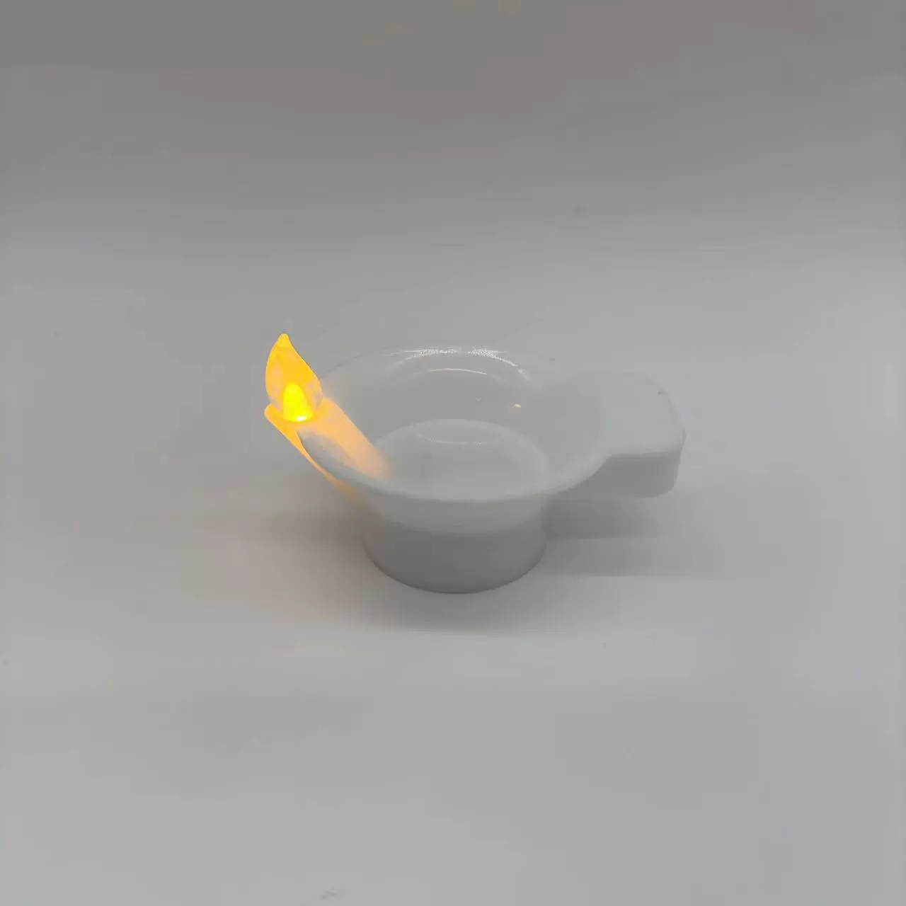Interrupteur à bouton blanc