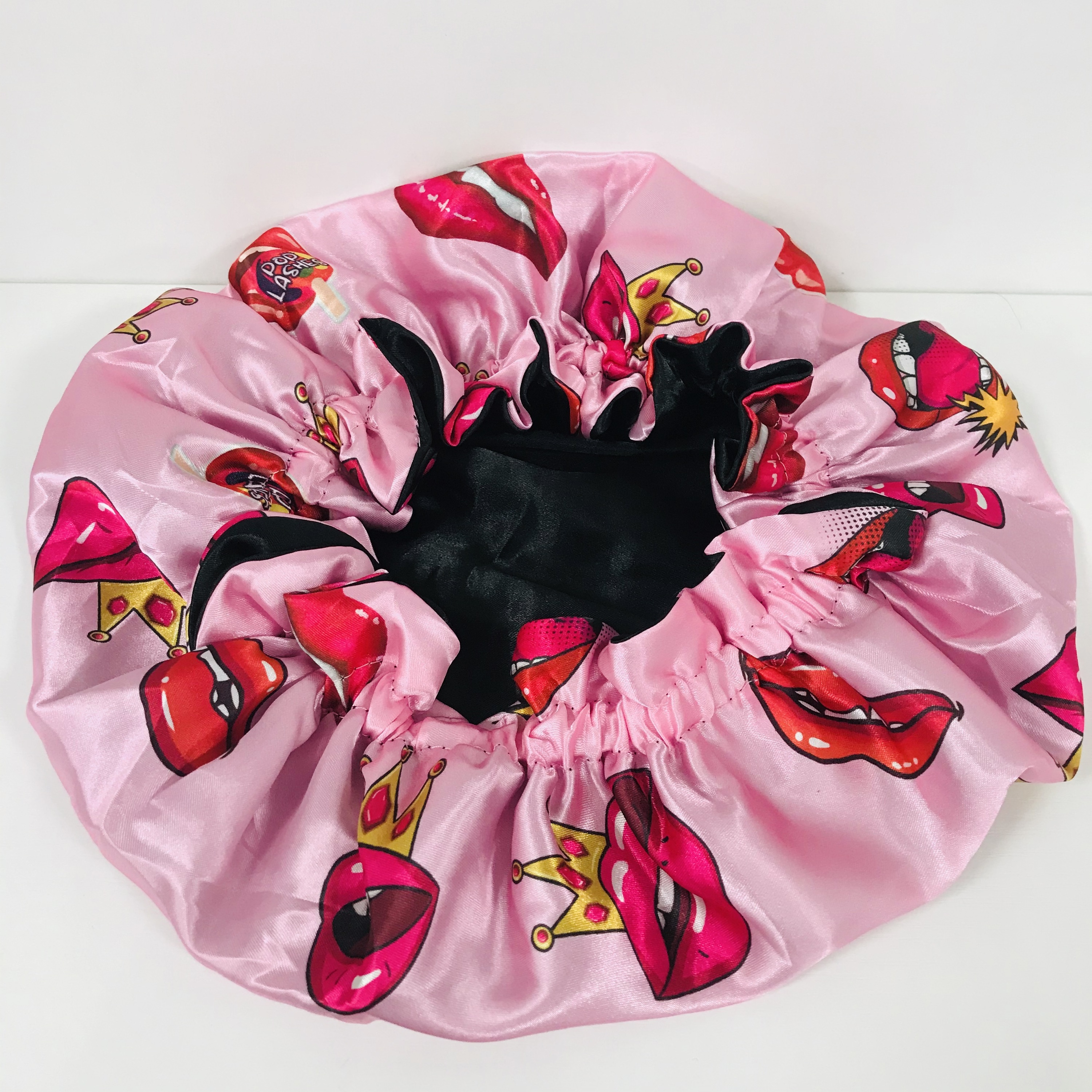 Lèvres roses avec noir
