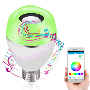 LED müzikli ışık ampul E27 RGB değişen renk lambası built-in-pil ses hoparlör uzaktan kumanda ev yatak odası oturma odası için parti - Product Image 1